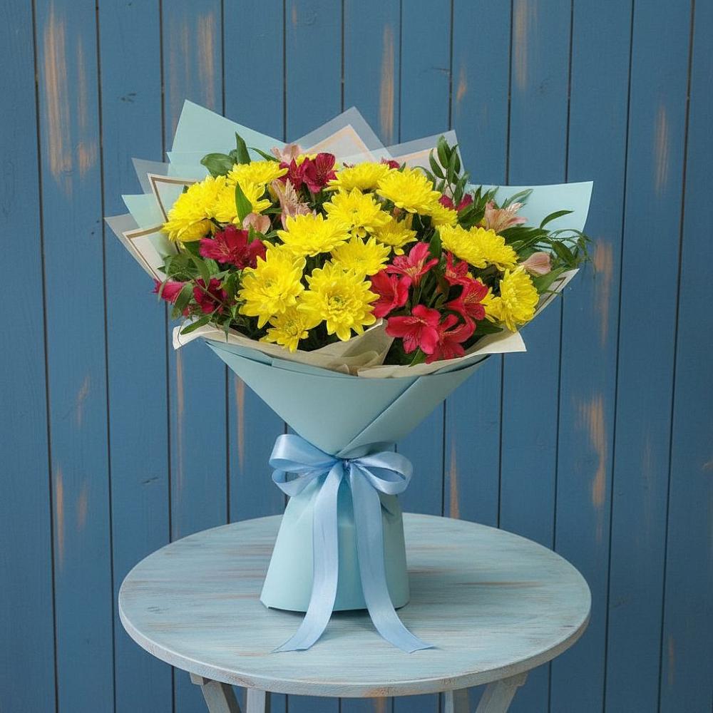 Букет цветов из: Альстромерии и Хризантемы в Амурзете