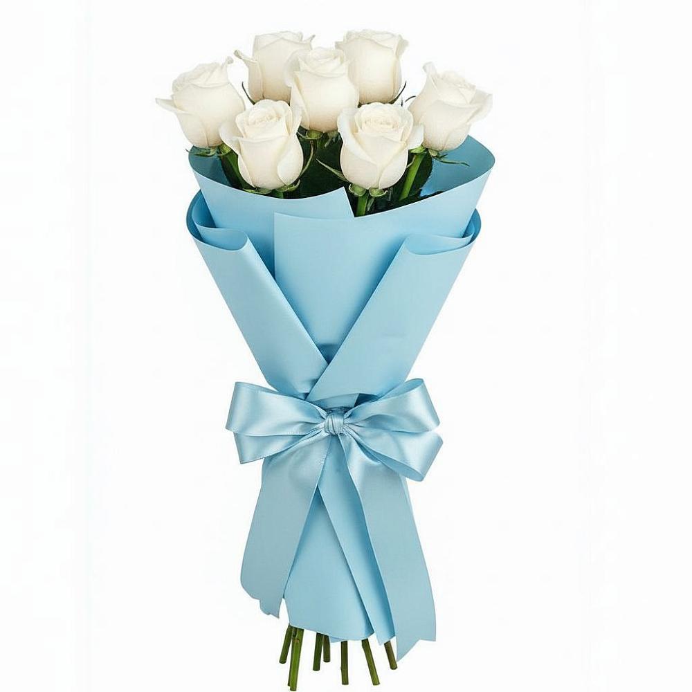 Букет 7 белых роз Проуд в Амурзете