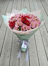 Букет цветов из:  Альстромерии в Амурзете