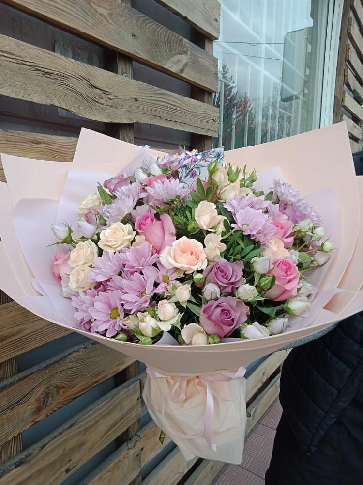 Букет цветов из: Розы и Хризантемы в Амурзете