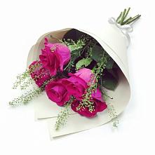 Букет цветов из:  Розы в Амурзете