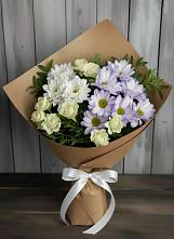 Букет цветов из:  Хризантемы и Розы в Амурзете