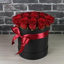 Цветочная композиция из Розы в шляпной коробке в Амурзете