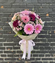Букет цветов из:  Герберы и Хризантемы в Амурзете