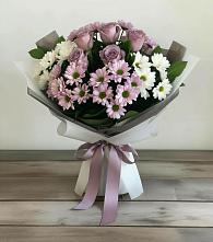 Букет цветов из:  Хризантемы и Розы в Амурзете