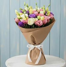 Букет цветов из:  Лизиантусы в Амурзете