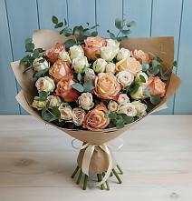 Букет цветов из:  Альстромерии и Розы в Амурзете