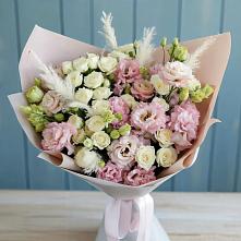 Букет цветов из:  Альстромерии и Розы в Амурзете